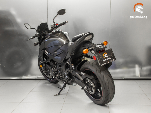 Suzuki GSX-S 750 фото 7