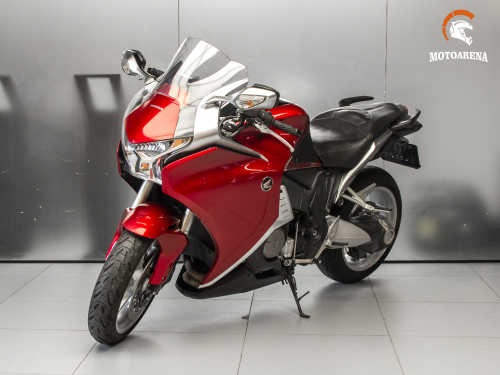 Honda VFR 1200F фото 5