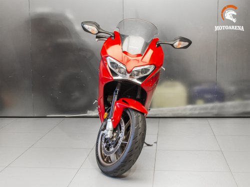 Honda VFR 800F фото 9