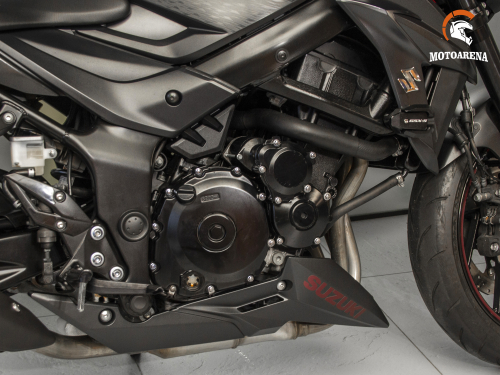 Suzuki GSX-S 750 фото 15