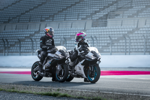 CFMOTO 675SR-R фото 3