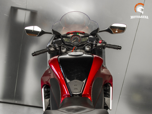 Honda VFR 1200F фото 16