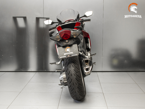 Honda VFR 1200F фото 9
