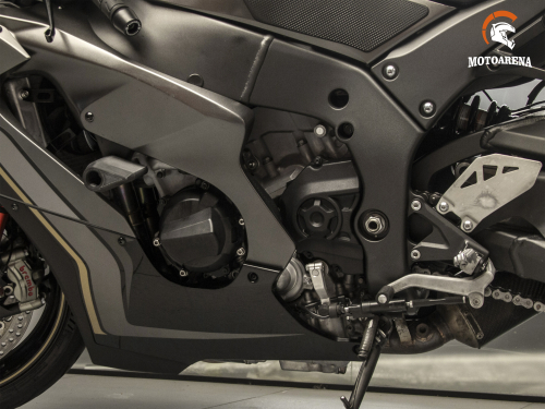 Kawasaki ZX 10R фото 13