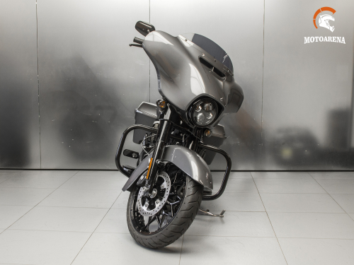 Harley-Davidson Street Glide Special фото 8