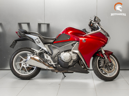 Honda VFR 1200F фото 3